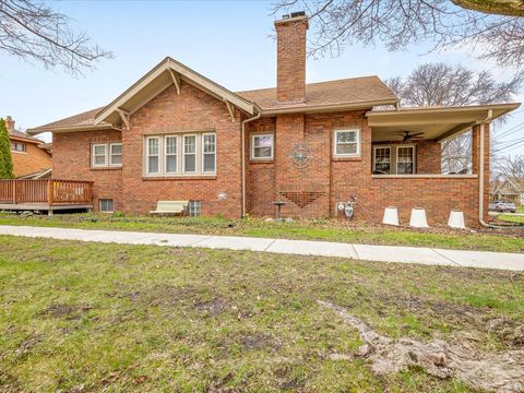 Tiny photo for 302 N Rockford Avenue, Rockford, IL 61107 (MLS # 12610526)