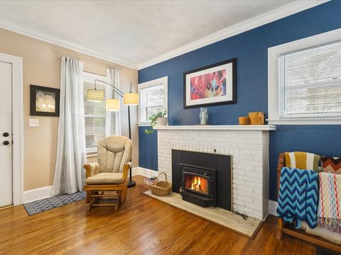 Tiny photo for 302 N Rockford Avenue, Rockford, IL 61107 (MLS # 12610526)