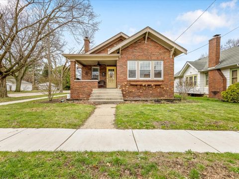 Tiny photo for 302 N Rockford Avenue, Rockford, IL 61107 (MLS # 12610526)