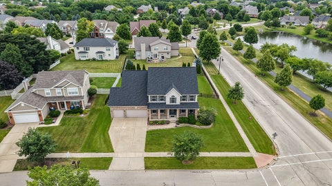 Tiny photo for 25212 Balmoral Drive, Shorewood, IL 60404 (MLS # 12714984)