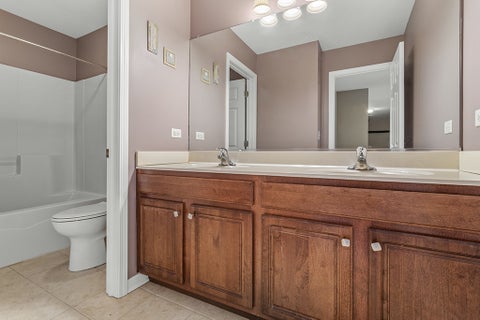Tiny photo for 25212 Balmoral Drive, Shorewood, IL 60404 (MLS # 12714984)