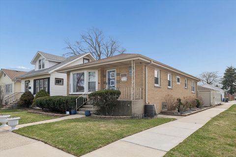 Photo of 8657 W Lyndale Avenue, River Grove, IL 60171 (MLS # 12606012)