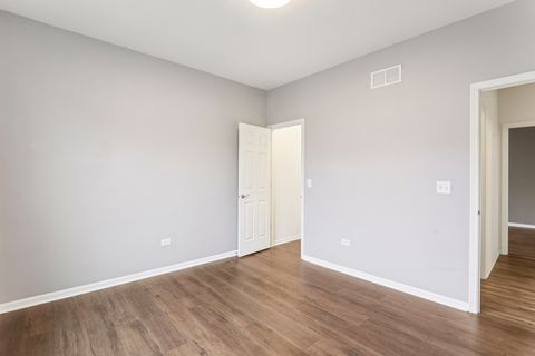 Tiny photo for 133 Stowe Court, Fox Lake, IL 60020 (MLS # 12615243)