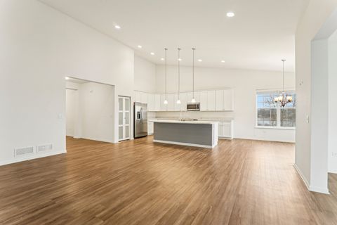 Tiny photo for 133 Stowe Court, Fox Lake, IL 60020 (MLS # 12615243)