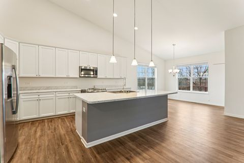 Tiny photo for 133 Stowe Court, Fox Lake, IL 60020 (MLS # 12615243)