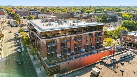 Photo of 4020 N DAMEN Avenue #404, Chicago, IL 60618 (MLS # 12497717)