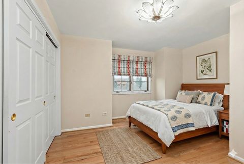 Tiny photo for 1437 Woodhollow Drive, Flossmoor, IL 60422 (MLS # 12471129)