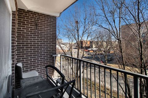 Tiny photo for 900 CENTER Street #3A, Des Plaines, IL 60016 (MLS # 12569779)
