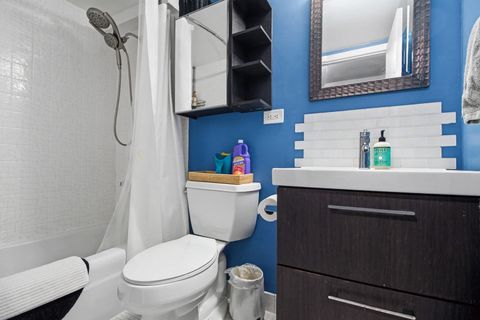 Tiny photo for 900 CENTER Street #3A, Des Plaines, IL 60016 (MLS # 12569779)