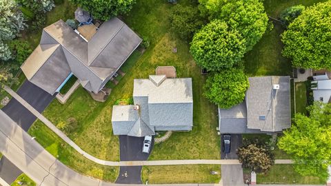 Tiny photo for 2005 Red Barn Road, Woodstock, IL 60098 (MLS # 12672813)