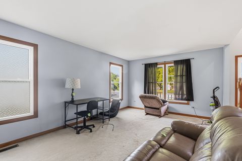 Tiny photo for 2005 Red Barn Road, Woodstock, IL 60098 (MLS # 12672813)