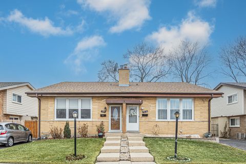 Photo of 9356 N PARKSIDE Avenue, Des Plaines, IL 60016 (MLS # 12582954)