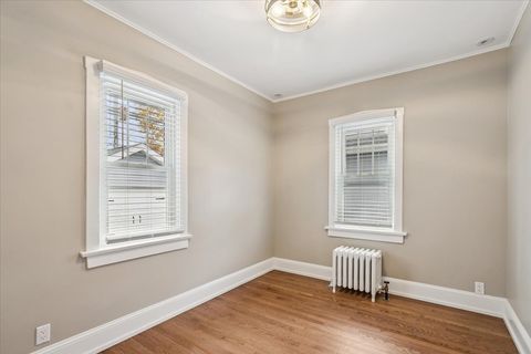 Tiny photo for 1201 N Mckinley Road, Lake Forest, IL 60045 (MLS # 12522639)