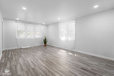 Tiny photo for 5636 S Carpenter Street, Chicago, IL 60621 (MLS # 12547219)