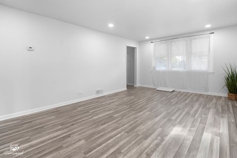 Tiny photo for 5636 S Carpenter Street, Chicago, IL 60621 (MLS # 12547219)