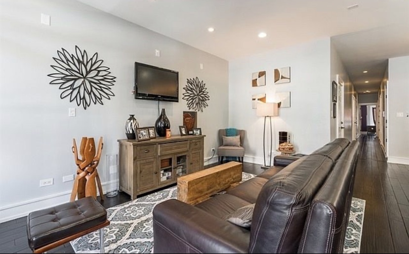 37 N MORGAN Street 2