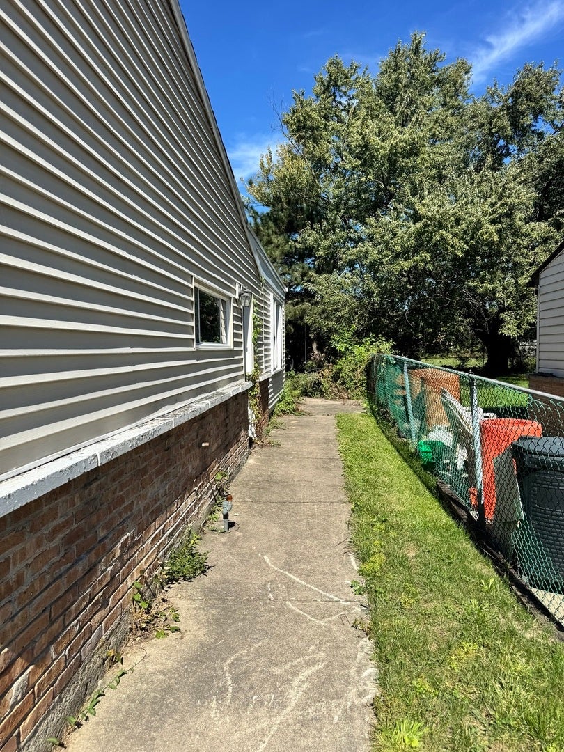 412 Winnebago Street