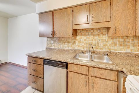 Tiny photo for 14545 S MANISTEE Avenue #3C, Burnham, IL 60633 (MLS # 12488486)