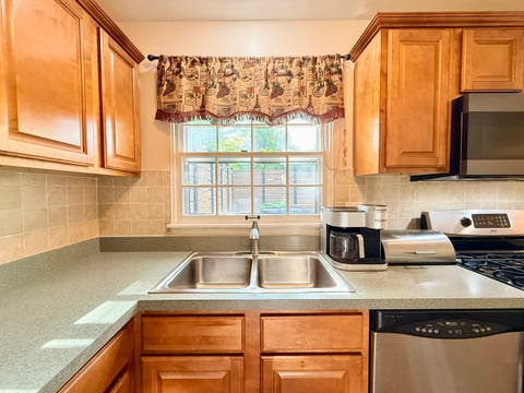 Tiny photo for 99 Circle Drive E, Montgomery, IL 60538 (MLS # 12687374)