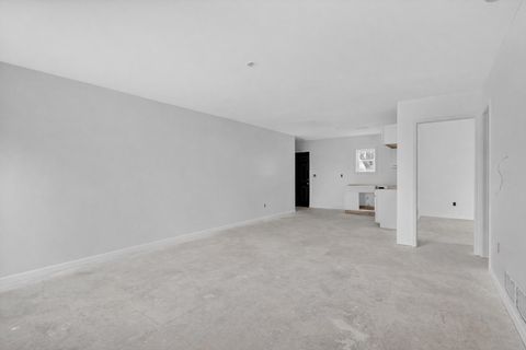 Tiny photo for 2814 Marshall Street, Rockford, IL 61109 (MLS # 12617310)