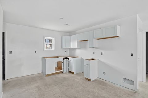 Tiny photo for 2814 Marshall Street, Rockford, IL 61109 (MLS # 12617310)