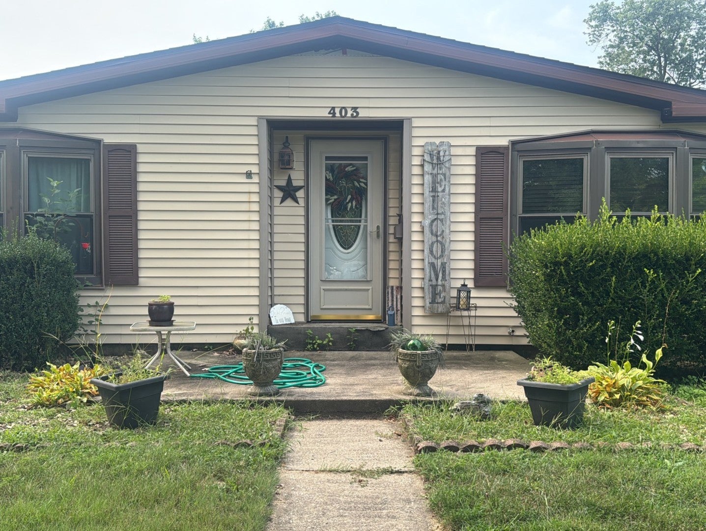 403 E Byron Street