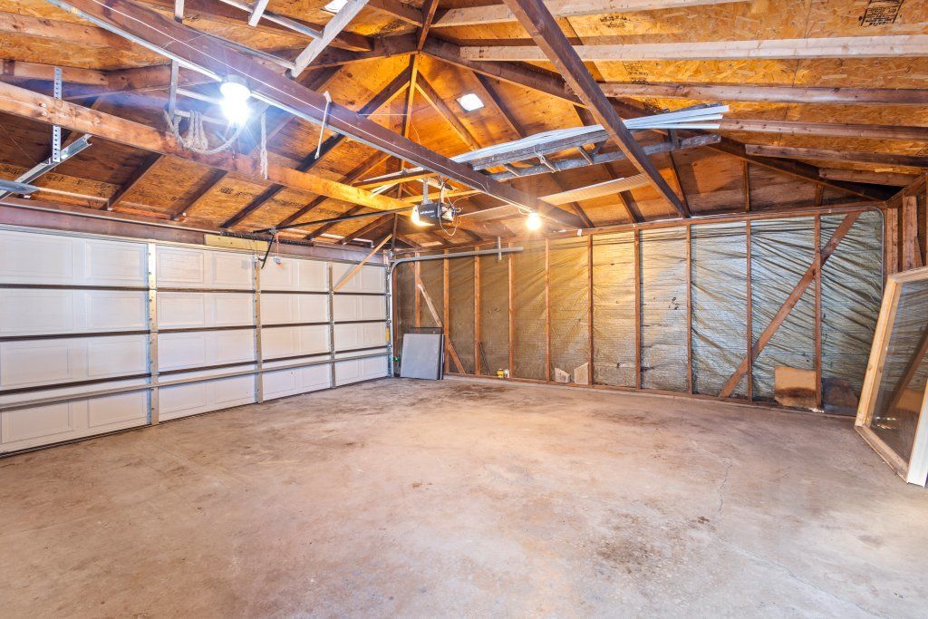 listing image 42