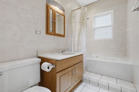 Tiny photo for 1624 W FARWELL Avenue #1D, Chicago, IL 60626 (MLS # 12683615)