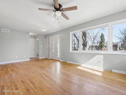 Tiny photo for 100 Dodd Avenue, Northlake, IL 60164 (MLS # 12607344)