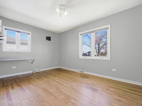 Tiny photo for 100 Dodd Avenue, Northlake, IL 60164 (MLS # 12607344)