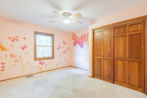 Tiny photo for 10 Inverness Drive, Bloomington, IL 61701 (MLS # 12485026)