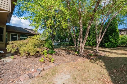 Tiny photo for 10 Inverness Drive, Bloomington, IL 61701 (MLS # 12485026)