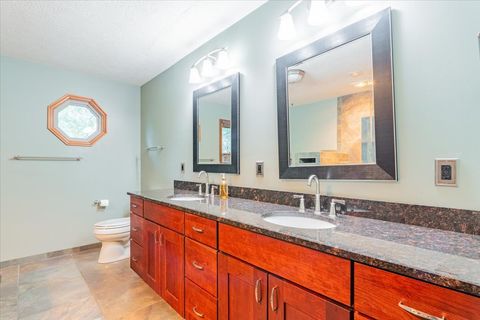 Tiny photo for 10 Inverness Drive, Bloomington, IL 61701 (MLS # 12485026)