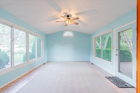 Tiny photo for 10 Inverness Drive, Bloomington, IL 61701 (MLS # 12485026)