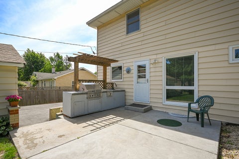 Tiny photo for 114 W Berkshire Avenue, Lombard, IL 60148 (MLS # 12645542)