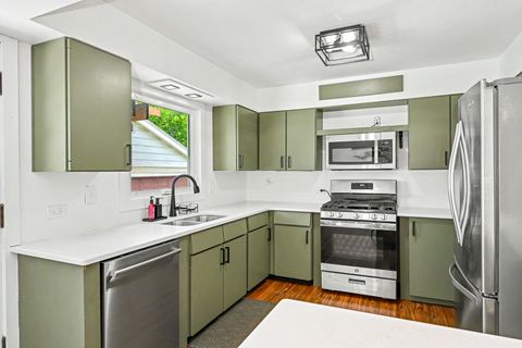 Tiny photo for 114 W Berkshire Avenue, Lombard, IL 60148 (MLS # 12645542)