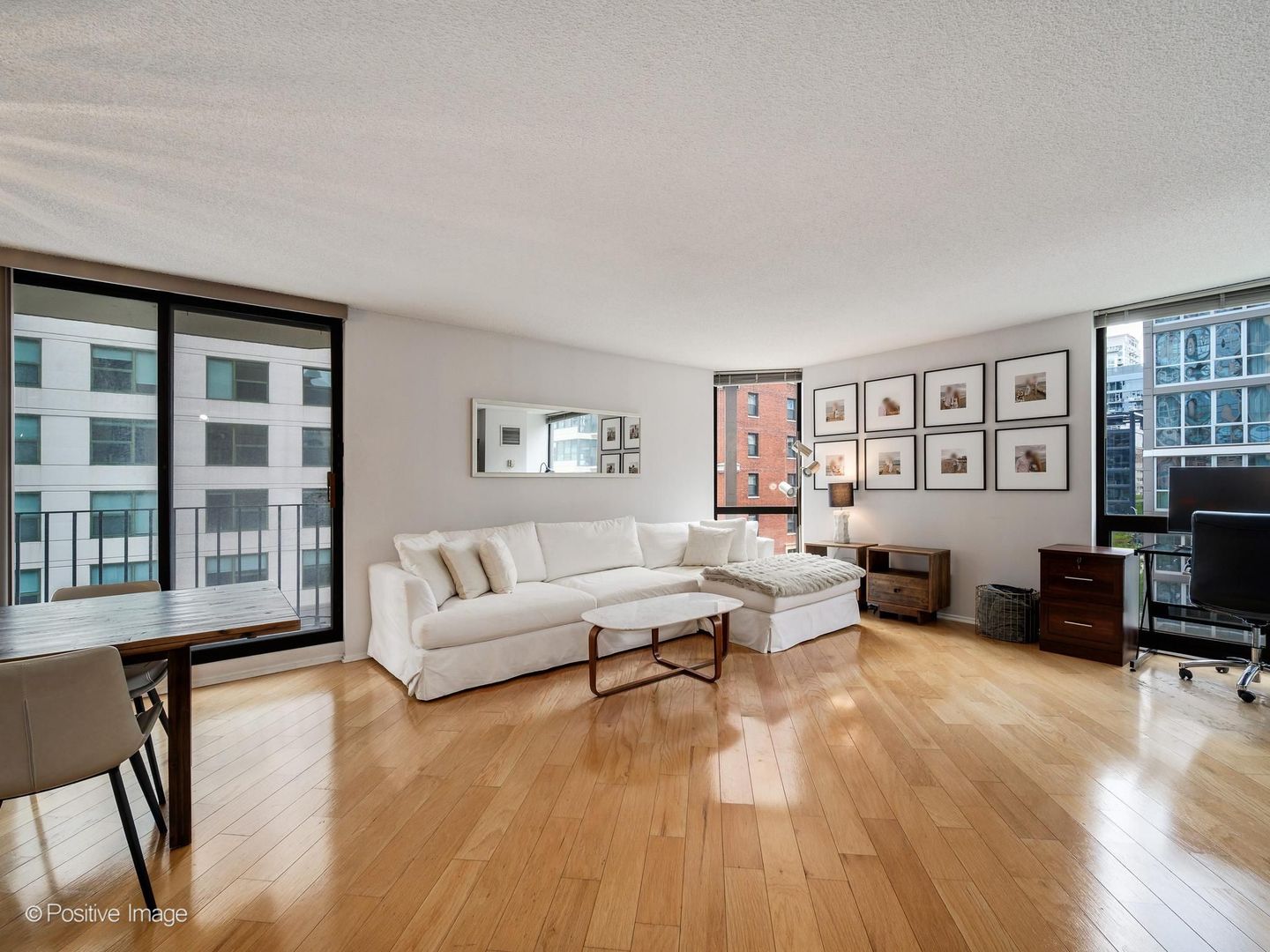 70 W Huron Street 509