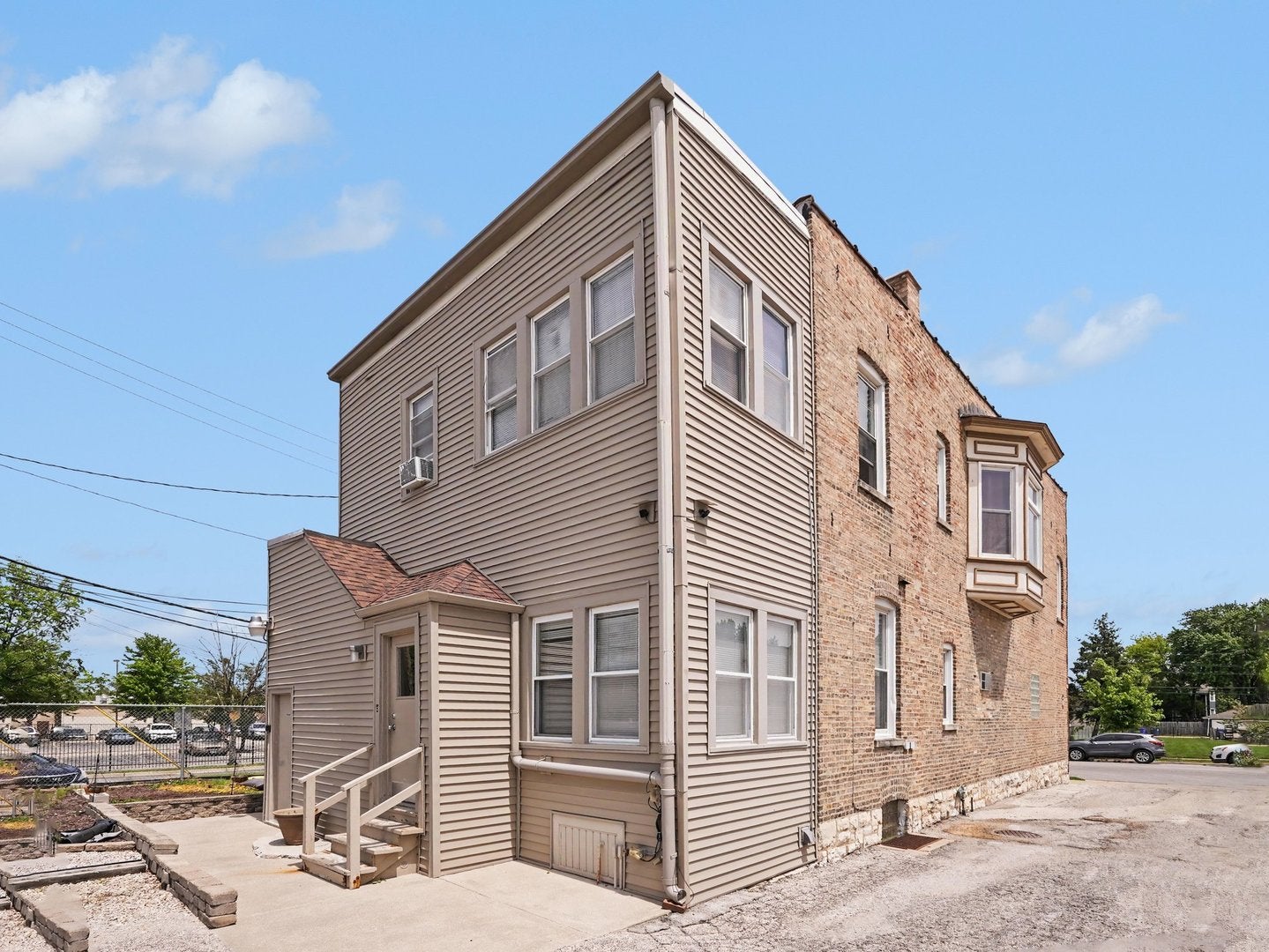 4016-4018 Joliet Avenue