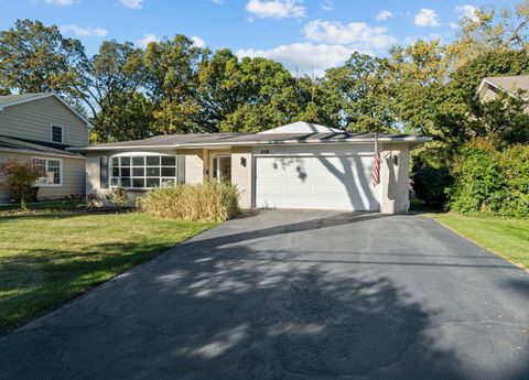 A home in Lake Bluff