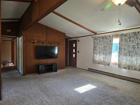Tiny photo for 319 Rogers Road, Carthage, IL 62321 (MLS # 100539095)