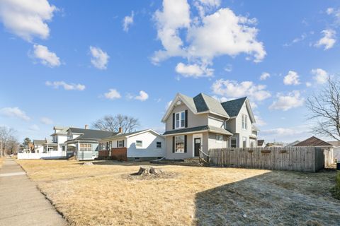 Tiny photo for 1315 Pershing Boulevard, Clinton, IA 52732 (MLS # 12577954)