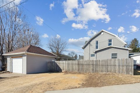 Tiny photo for 1315 Pershing Boulevard, Clinton, IA 52732 (MLS # 12577954)
