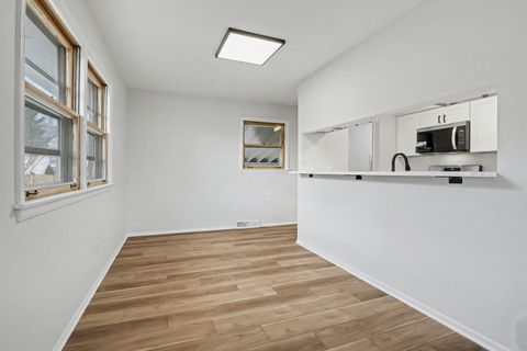 Tiny photo for 15108 Hamlin Avenue, Midlothian, IL 60445 (MLS # 12536220)