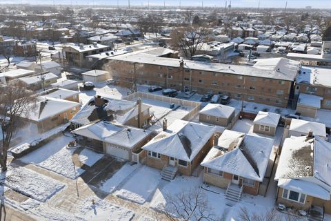 Tiny photo for 1822 N 18th Avenue, Melrose Park, IL 60160 (MLS # 12557789)