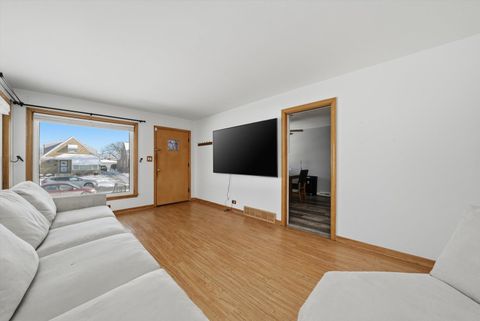 Tiny photo for 1822 N 18th Avenue, Melrose Park, IL 60160 (MLS # 12557789)