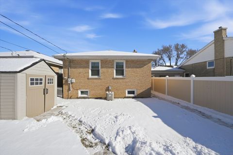 Tiny photo for 1822 N 18th Avenue, Melrose Park, IL 60160 (MLS # 12557789)