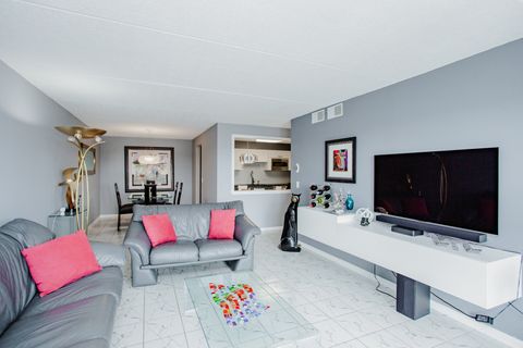 Tiny photo for 8540 W Foster Avenue #504, Norridge, IL 60706 (MLS # 12569216)