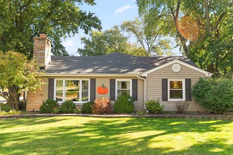 Tiny photo for 5 E Washington Street, Villa Park, IL 60181 (MLS # 12501601)