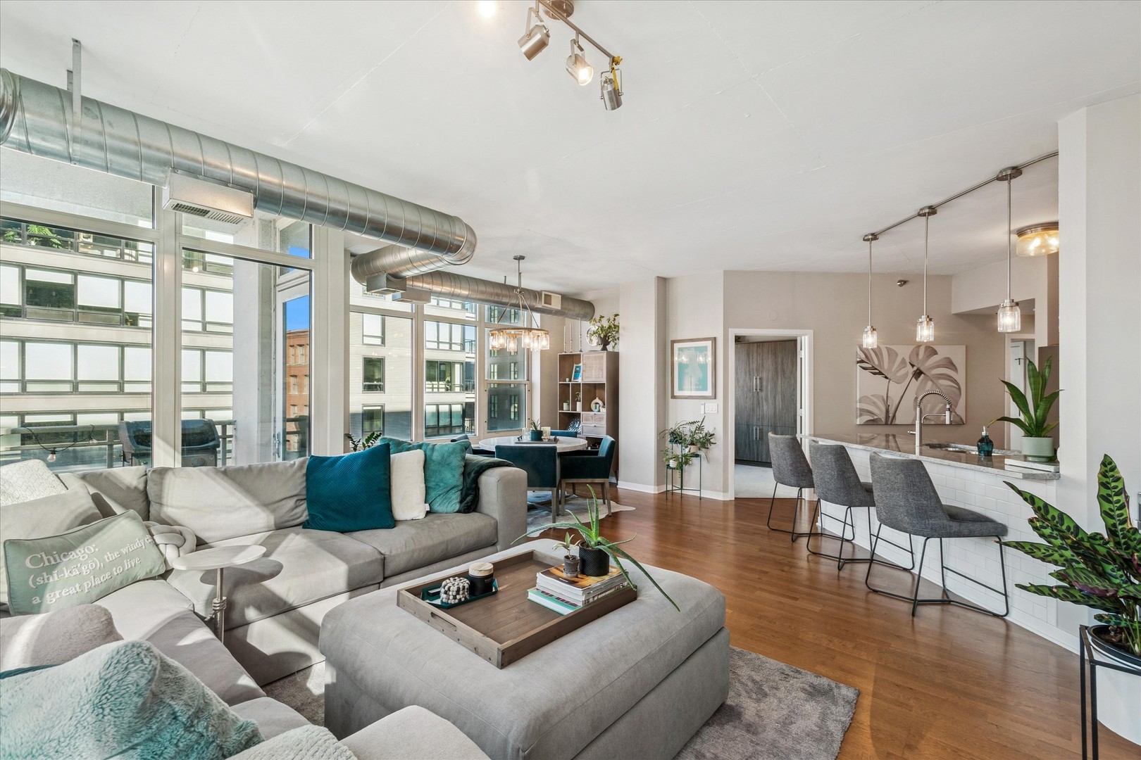 909 W WASHINGTON Boulevard 508