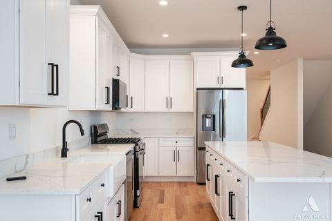 Tiny photo for 10649 S Sawyer Avenue, Chicago, IL 60655 (MLS # 12578881)